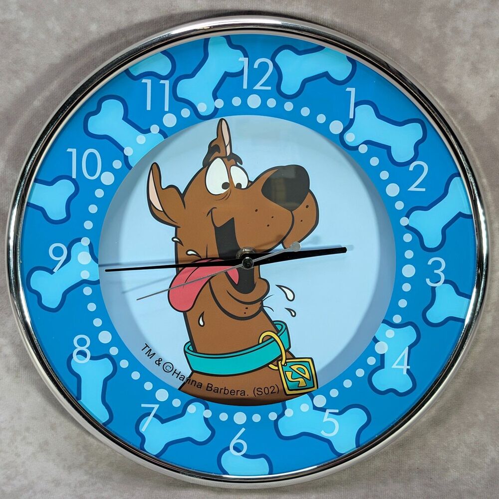 2002 Scooby Doo Wall Clock Chrome Frame Dog Bone Dial Hanna Barbera